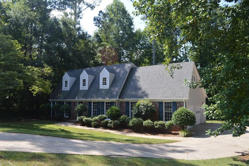 3626 Stonehenge Way NE, Marietta, GA 30066 - photo 1