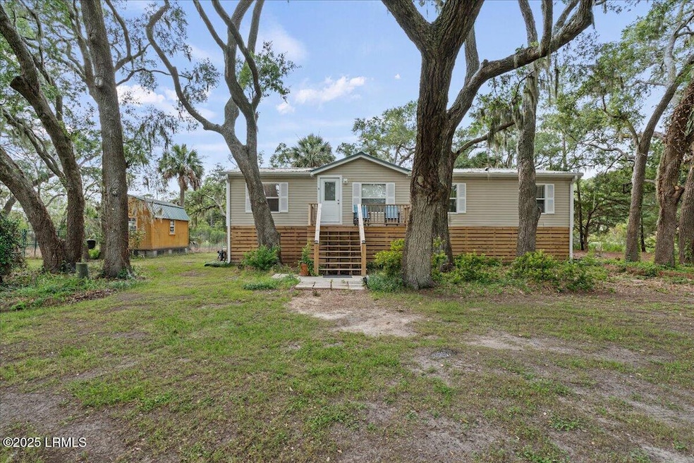 4 View Point Cir, Saint Helena Island, SC 29920 - photo 1