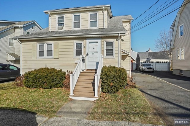 23 Meeker Place unit 1, Millburn, NJ 07041 - photo 1