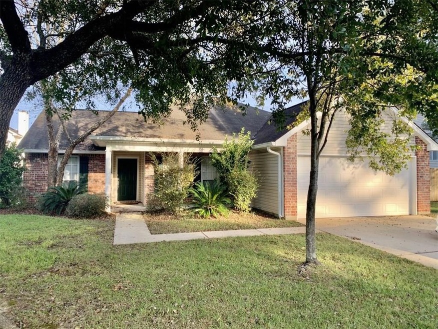 1022 Helenes Way, Slidell, LA 70461 - photo 1