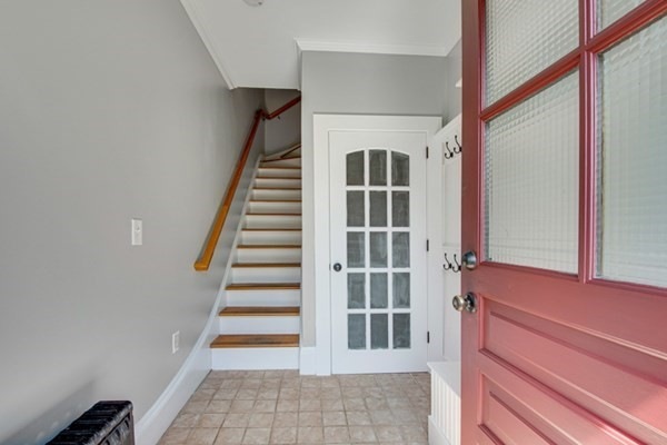 7 Fairlee St, Somerville, MA 02144 - photo 1