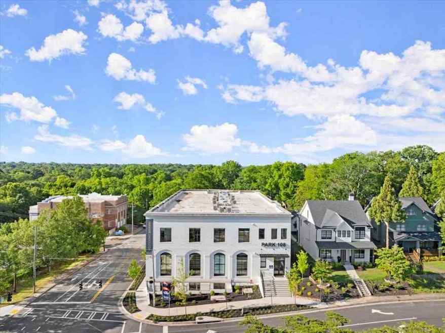 Sold $330,000 • Co-Listing Agent