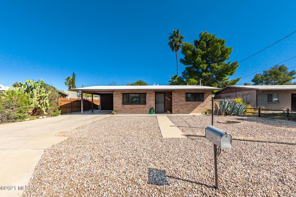 0001-01 - Sonoita Ave