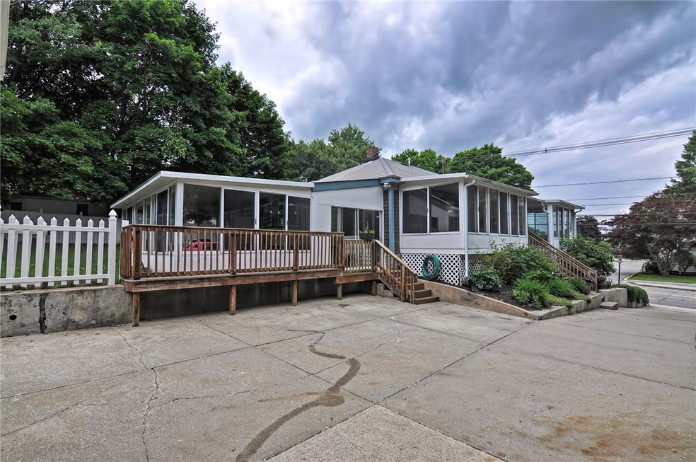 520 Putnam Pike, Greenville, RI 02828 - photo 1