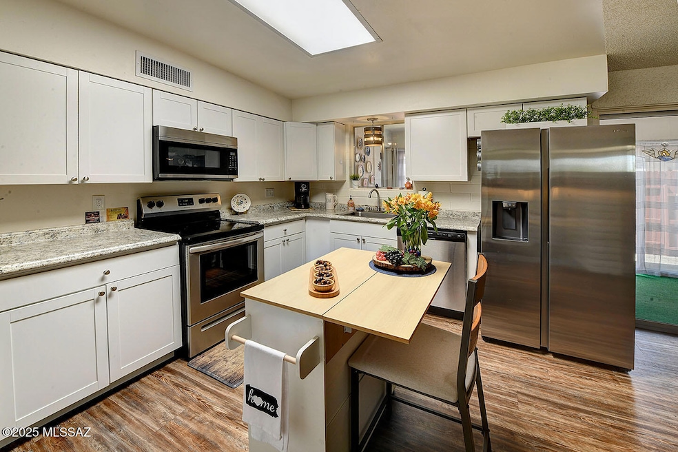 Under Contract $249,900