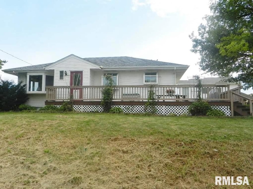 3614 Hickory Grove Rd, Davenport, IA 52806 - photo 1