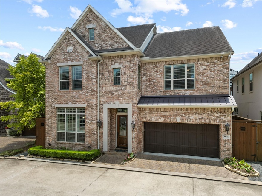 8409 Moritz Walk Dr, Houston, TX 77055 - photo 1