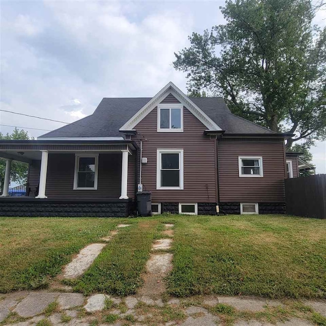 300 S Evans St unit Saratoga, Winchester, IN 47394 - photo 1