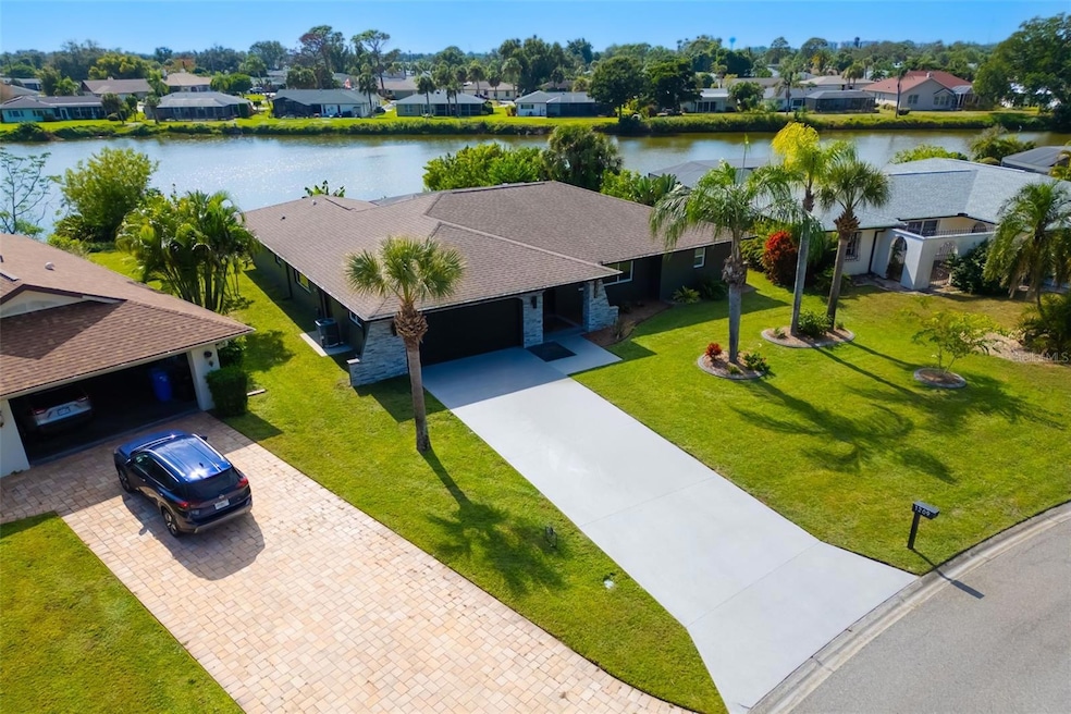 1209 Waterside Ln, Venice, FL 34285 - photo 1