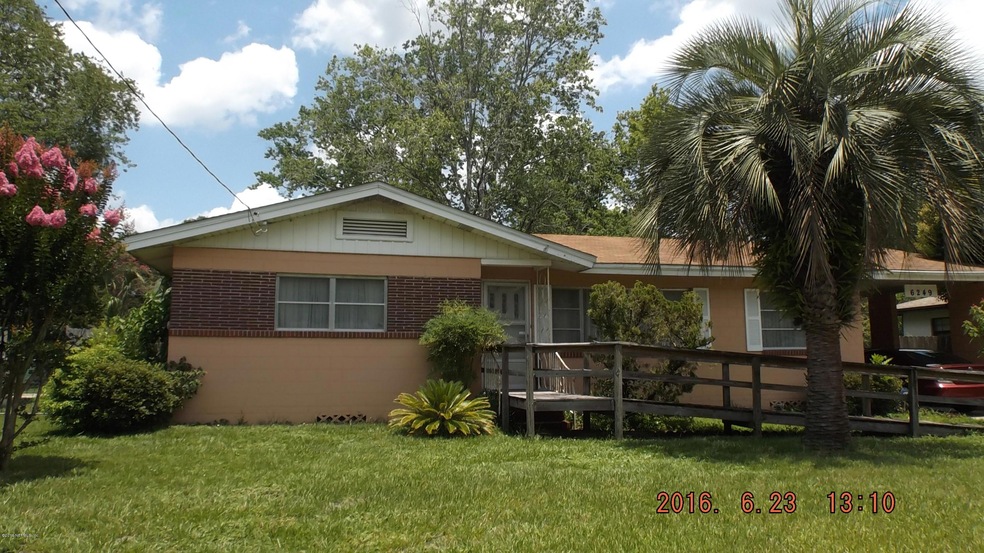 6249 Thumper St, Jacksonville, FL 32210 - photo 1