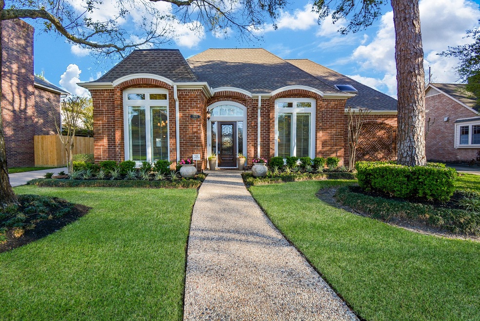 7818 Villa Palms Dr, Houston, TX 77095 - photo 1