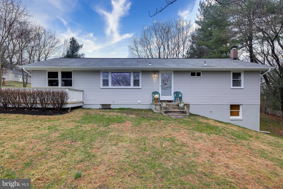 5216 Freter Rd, Sykesville, MD 21784 - photo 1