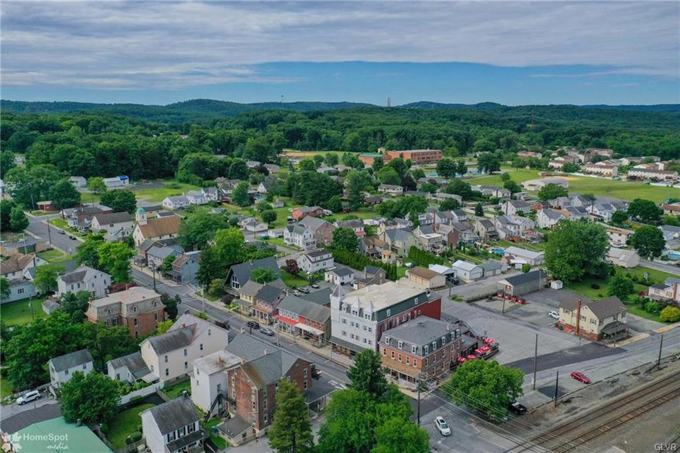 108 S Main St unit 4 B, Alburtis, PA 18011 - photo 1