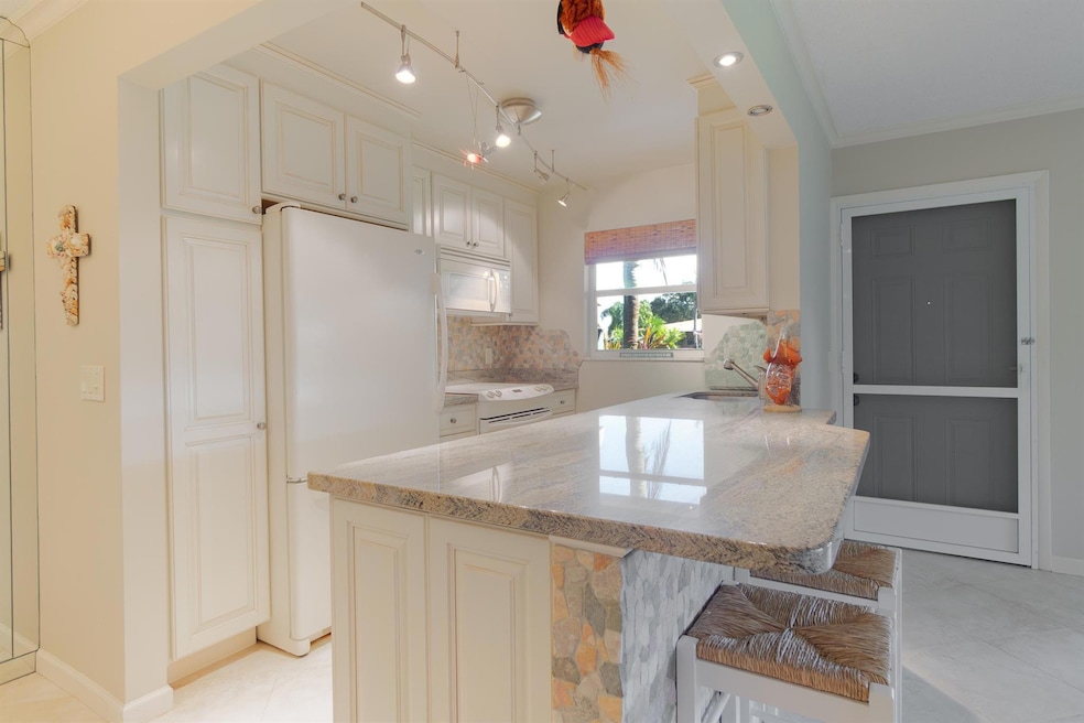 1042 North Dr unit A, Delray Beach, FL 33445 - photo 1