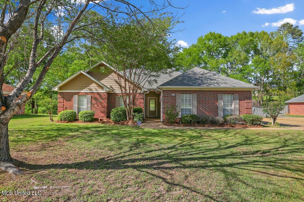 01-1019 Cobblestone Pl