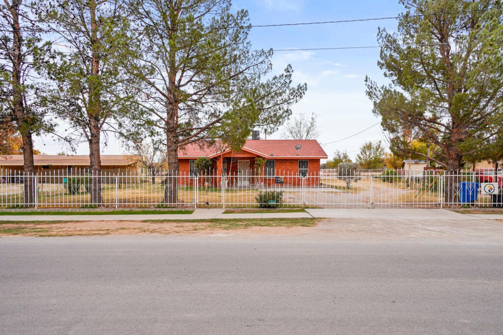 612 Richardson Rd, El Paso, TX 79927 - photo 1