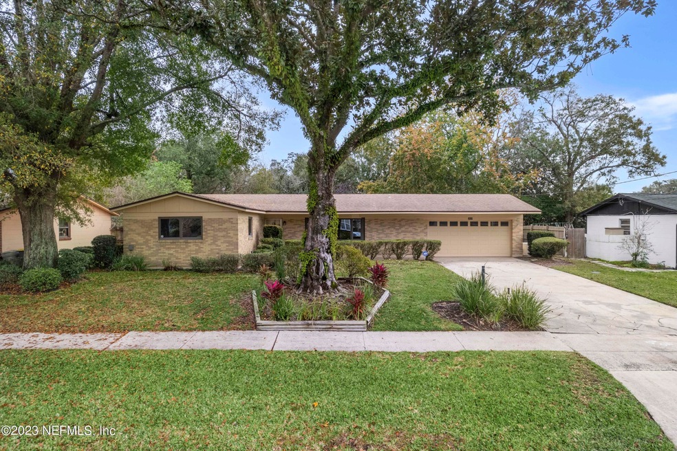 2639 Elisa Dr W, Jacksonville, FL 32216 - photo 1