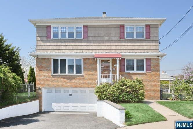 519 Anthony Ct, Lyndhurst, NJ 07071 - photo 1