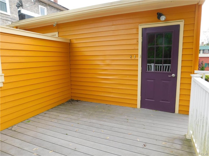 101 Delaware Rd, Riegelsville, PA 18077 - photo 1