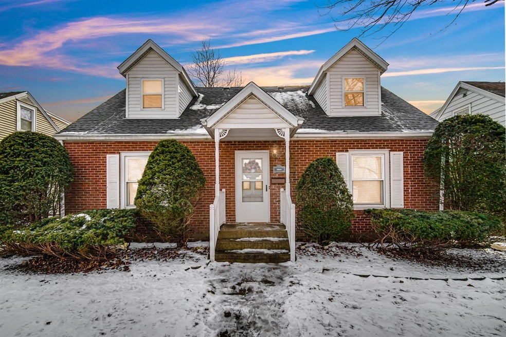 3520 Franklin St, Highland, IN 46322 - photo 1