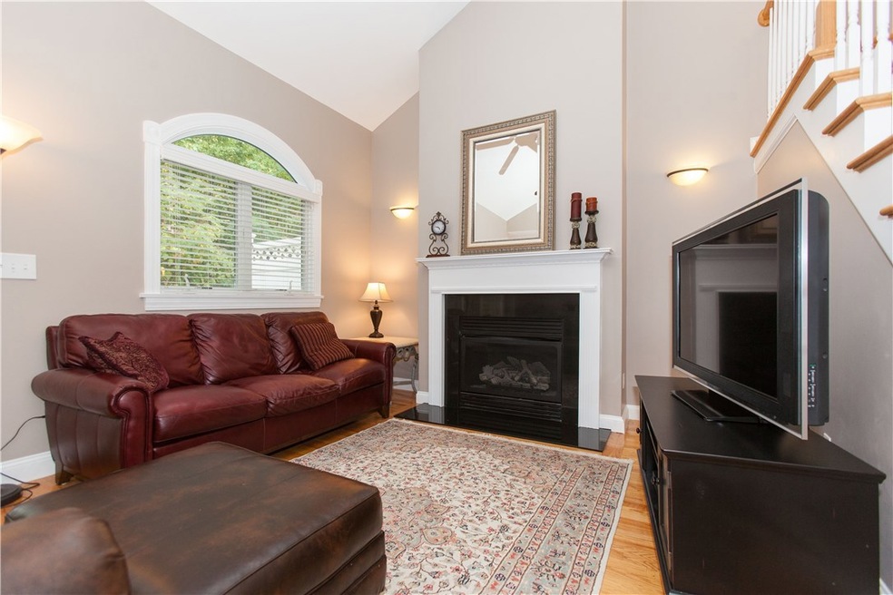 131 Fruit Hill Ave unit 10, North Providence, RI 02911 - photo 1