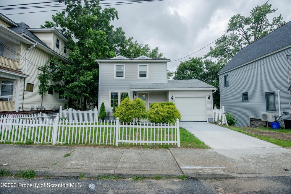 1644-1646 Roselynn St, Scranton, PA 18510 - photo 1