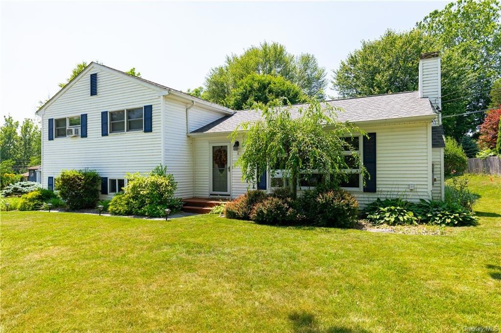 6 Broadview Rd, Poughkeepsie, NY 12603 - photo 1