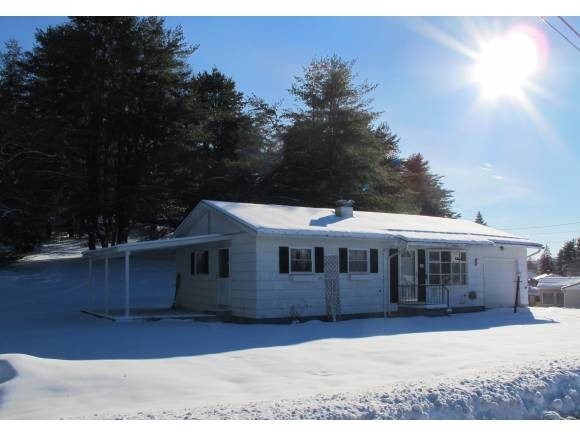 81 Sunset Dr, Saint Johnsbury, VT 05819 - photo 1