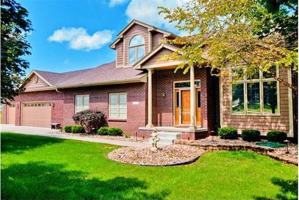 1113 Ranchel Dr, Des Moines, IA 50320 - photo 1