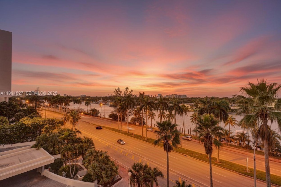 Carriage Club North unit 608, Miami Beach, FL 33140 - photo 1