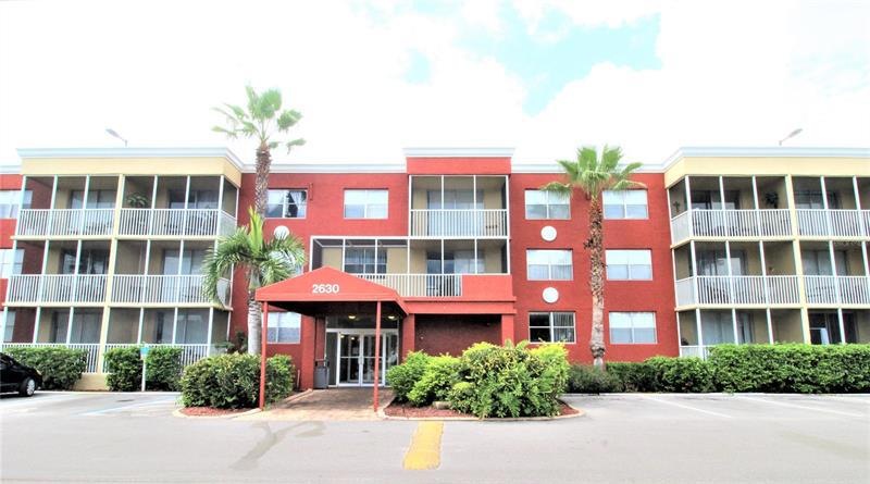 2630 Coconut Bay Ln unit 2-I, Sarasota, FL 34237 - photo 1