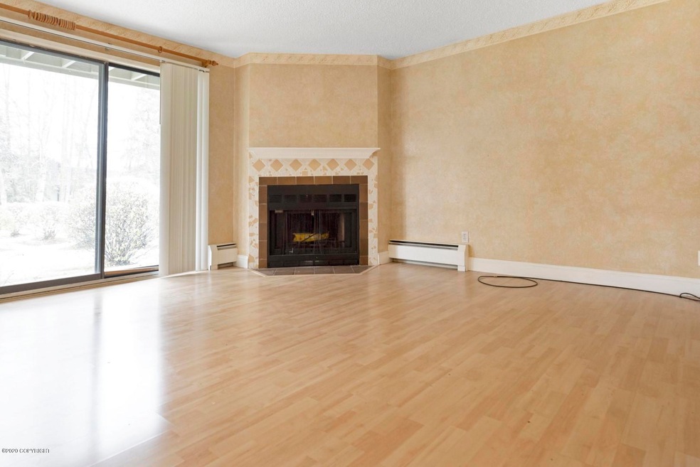 3041 Lois Dr unit 410, Anchorage, AK 99517 - photo 1