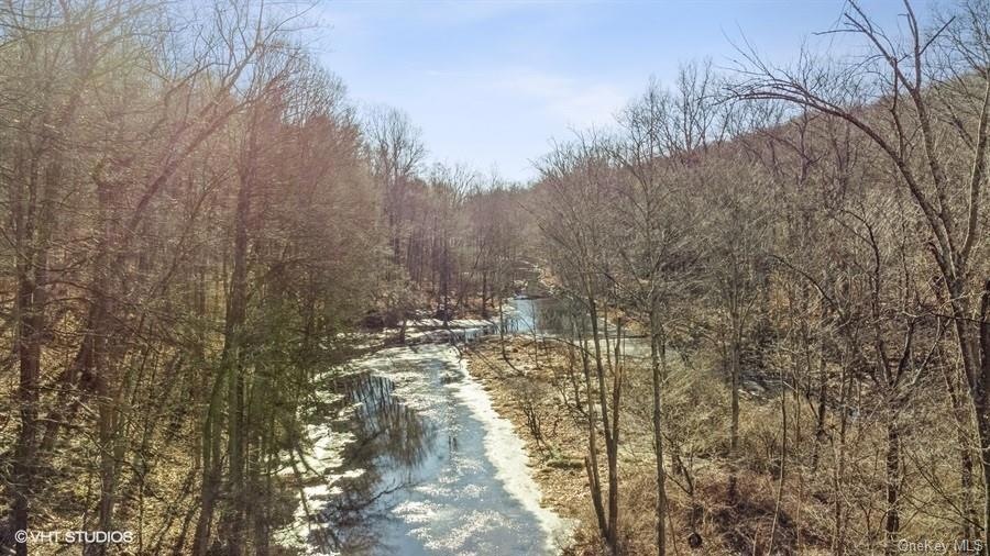 88 Bell Hollow Rd, Putnam Valley, NY 10579 - photo 1