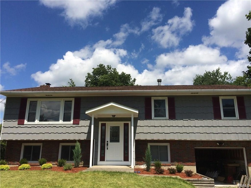 3 Sylvester Ct, Newburgh, NY 12550 - photo 1