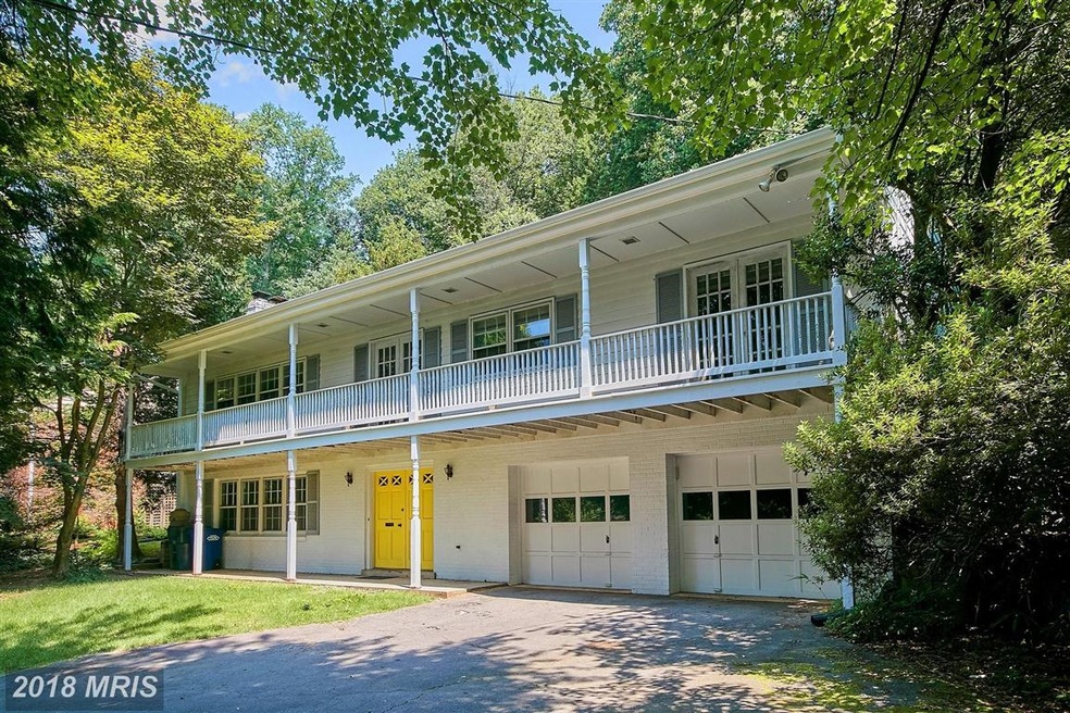 6310 Beachway Dr, Falls Church, VA 22044 - photo 1