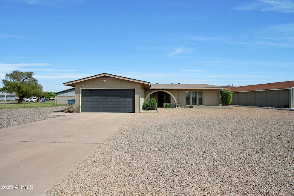 10719 N 36th Ave, Phoenix, AZ 85029 - photo 1