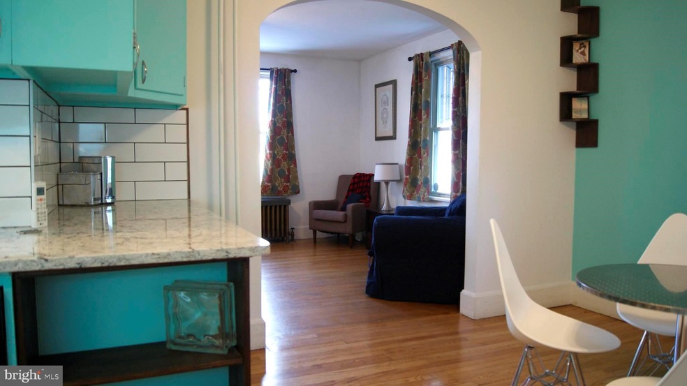 348 E Mckinley St, Chambersburg, PA 17201 - photo 1