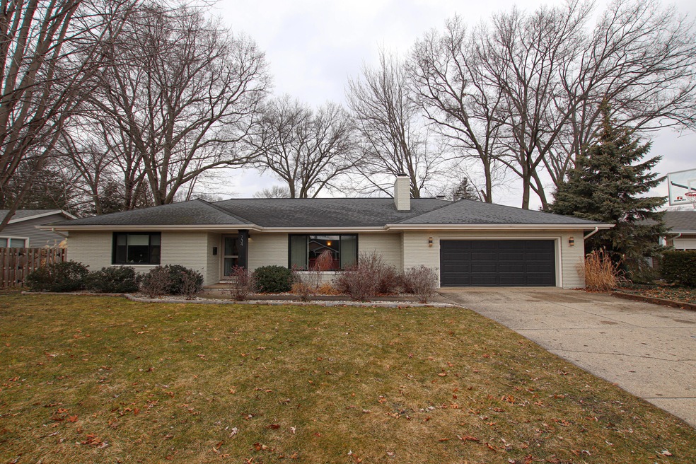 734 Ruddiman Dr, Muskegon, MI 49445 Recently Sold