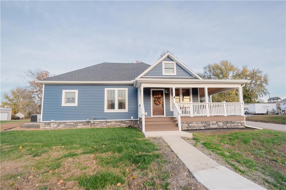 200 N Main St, Oregon, MO 64473 - photo 1