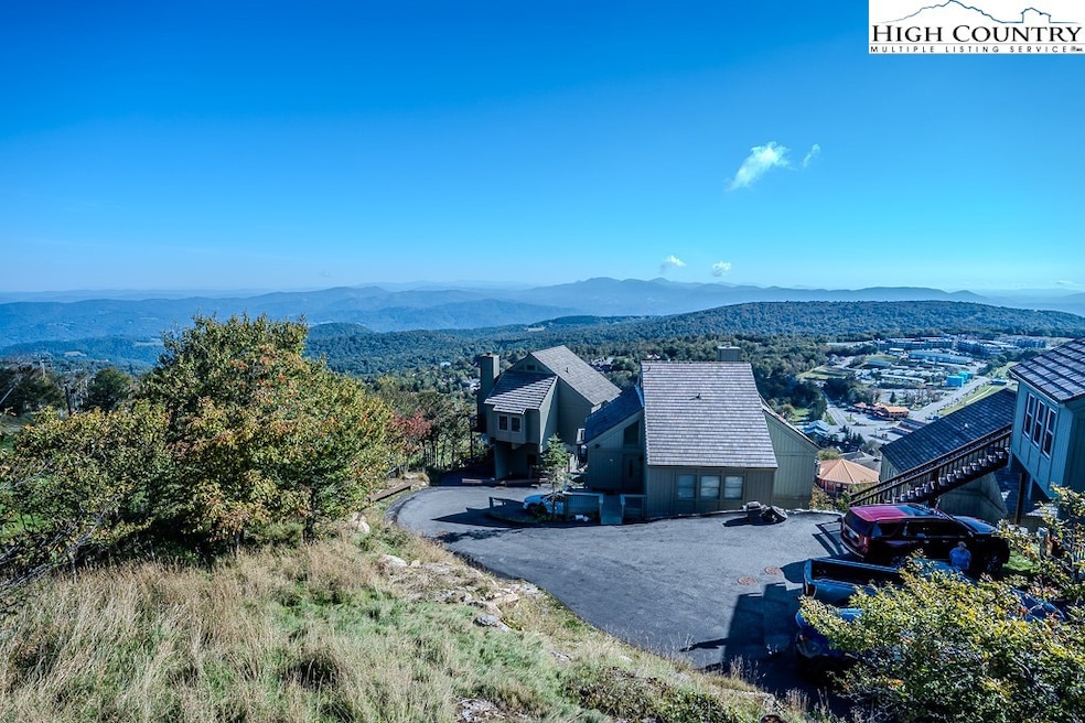 104 Beechtop Rd, Beech Mountain, NC 28604 - photo 1