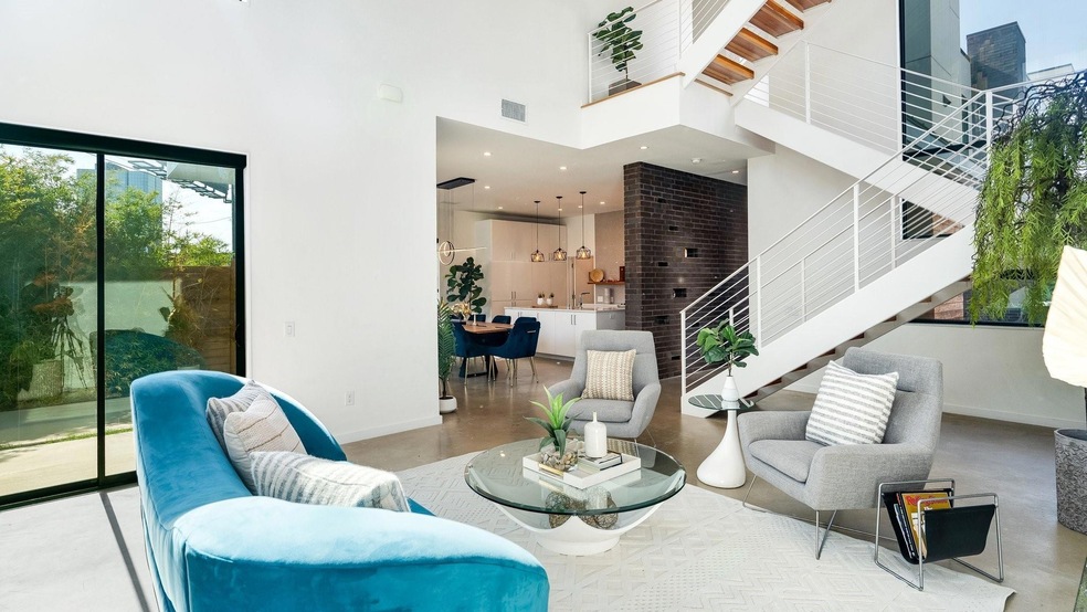 5014 Vickery Blvd, Dallas, TX 75206 - photo 1