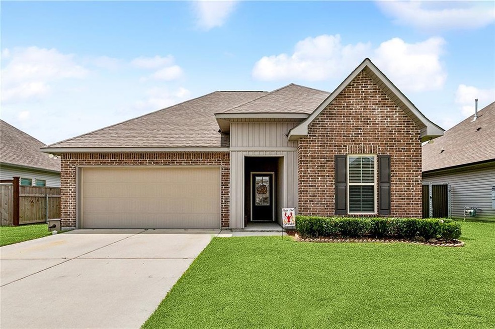 4628 Bayou Nock Dr, Marrero, LA 70072 - photo 1