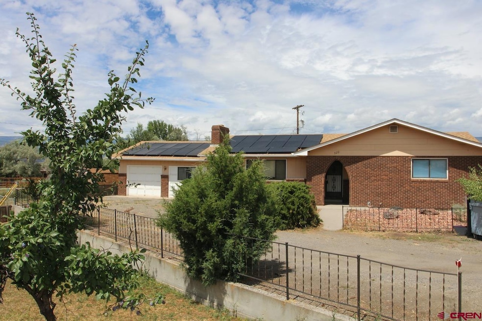 920 S Grand Mesa Dr, Cedaredge, CO 81413 - photo 1