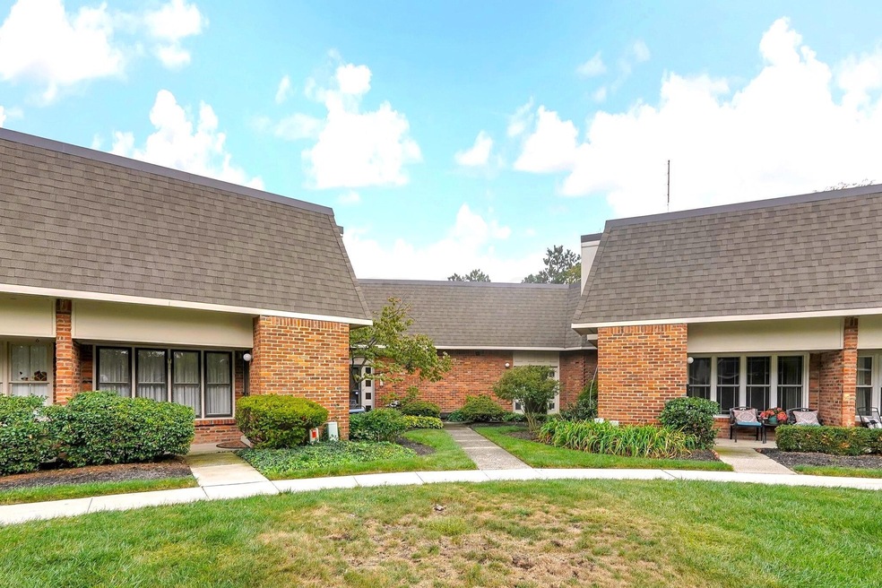 1-web-or-mls-1495-lafayette-dr
