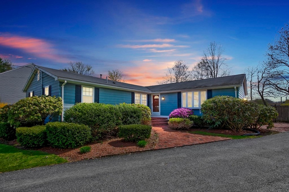 9 Reed St, Arlington, MA 02474 - photo 1