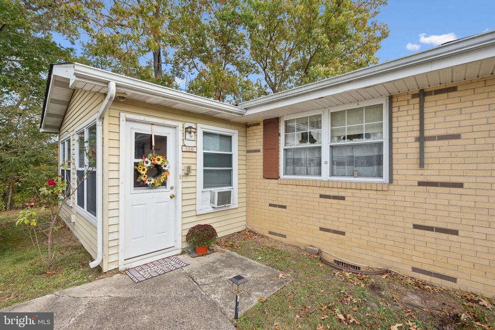 156 Elmtowne Blvd, Hammonton, NJ 08037 - photo 1