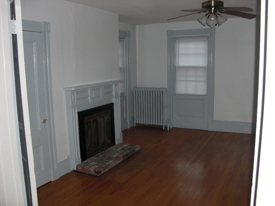 25 Pleasant St unit 1, Salem, MA 01970 - photo 1