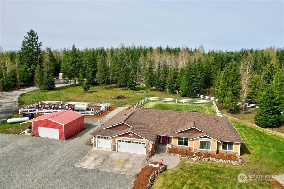 15333 Rainier View Dr SE, Yelm, WA 98597 - photo 1