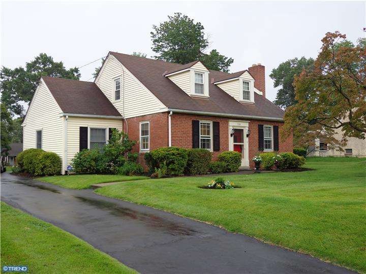 330 S Trooper Rd, Norristown, PA 19403 - photo 1