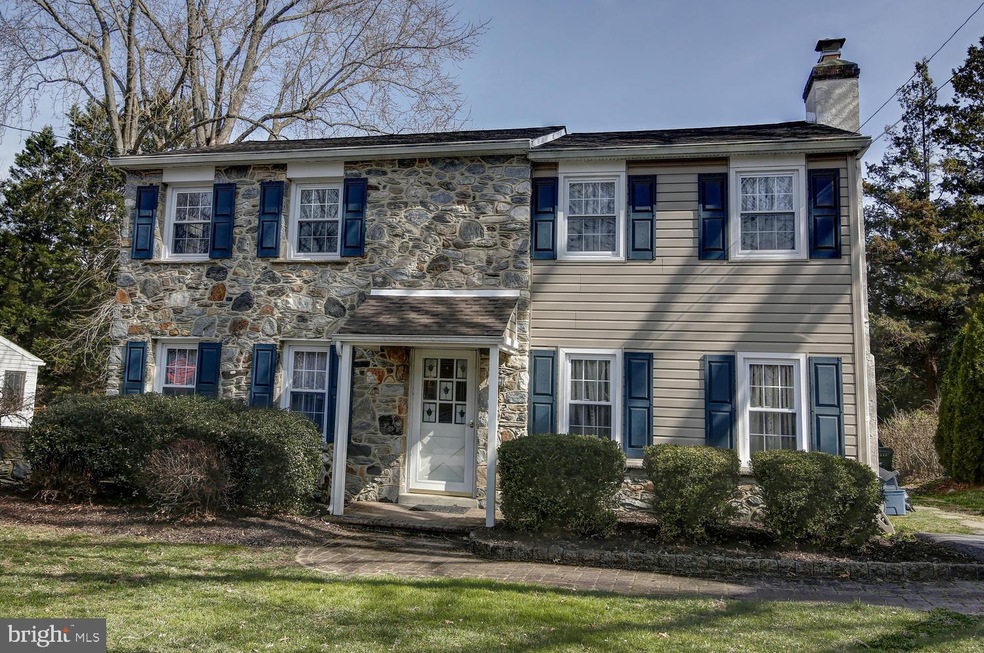 616 Creekside Rd, Wallingford, PA 19086 - photo 1